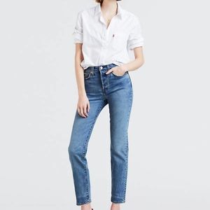 Levi's Wedgie Size 28 Medium Wash (These Dreams)